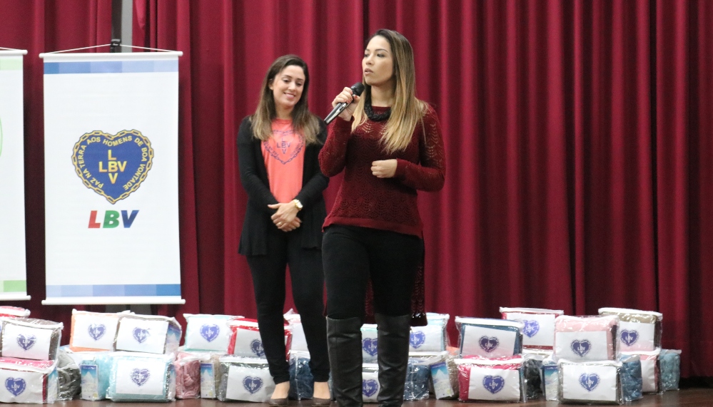 LBV e Prefeitura realizam entregas de cobertores para famílias carentes